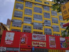 -LOGO眼镜·蔡司品牌折扣店(龙华清湖店)