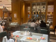 -安徽饭店·白鹭阁自助餐厅(梅山路店)