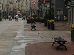 -汉口北品牌服装城