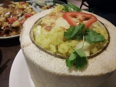 -大头虾越式风味餐厅(光明广场店)