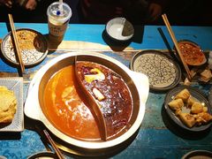 -房子红了鱼豆花重庆老火锅(广厦学院店)
