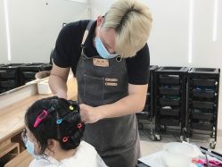 -苏豪路易士·嘉玛发廊