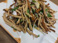 -金牌餐厅·天津菜·八珍豆腐·老爆三(瓷房子店)