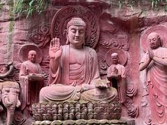 -峨眉山报国寺