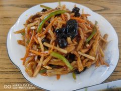 -俺家菜馆(百里峡店)