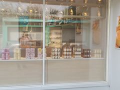 -好利来(新宜白店)