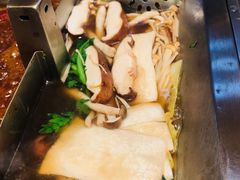 -皇城老妈·大连海鲜火锅(港湾店)