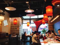 大堂-宽窄巷成都菜(青岛路万达广场店)
