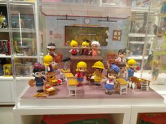 -泡泡玛特POPMART(蓝色港湾店)