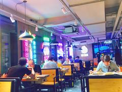 大堂-新疆烧烤王(广灵店)