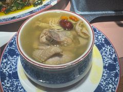 -杨记隆府重庆江湖菜(大悦城店)