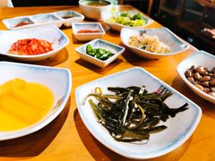 -唯成•韩国炭火烤肉 유성고기