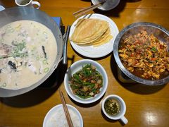 -格塘人家·山泉水煮鱼(望兴家园店)