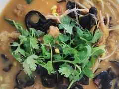 酸汤酥肉-一家人(凯旋路店)