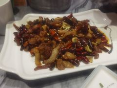 -蔼若春.传承三十年云南菜(金碧公园店)