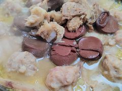 -一口猪海鲜浑锅·东北家常菜