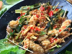 油炝鱿鱼-纳兰傣雀傣味餐厅