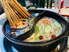 -钢管厂五区小郡肝串串香(蜀都万达店)