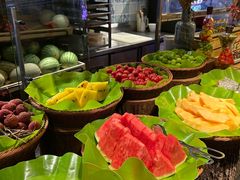 -领鲜活海鲜榴莲自助火锅(东门店)