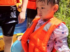 -安吉龙王山峡谷漂流