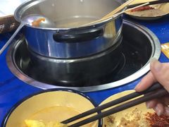 -马路边边·成都串串(翠柏路店)