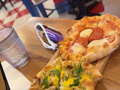 -城市大道红炉披萨烘焙坊