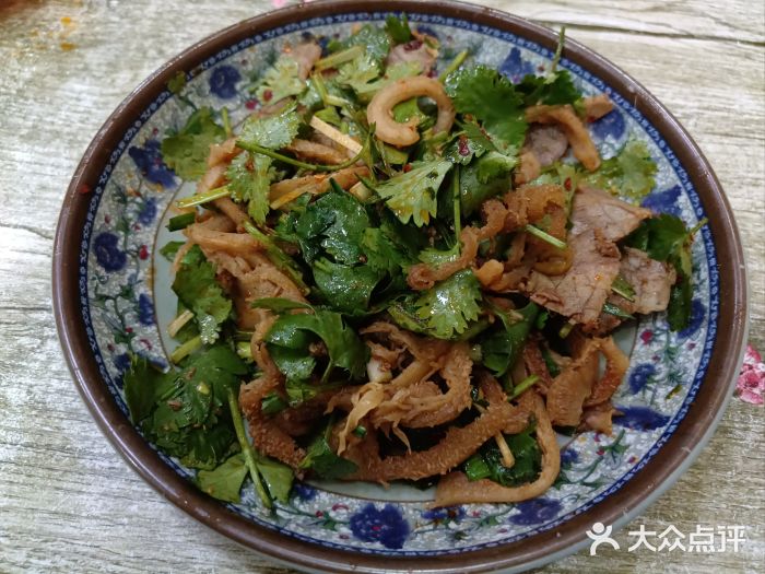 淮南牛肉汤(荣巷店)凉拌牛肉牛肚图片