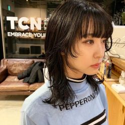 -变画·发型STUDIO