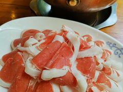 至尊上脑羔羊肉-乐宴·老北京铜火锅(八卦岭店)