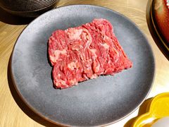手切鲜羊上脑一米板-羊大爷涮肉(亮马桥店)