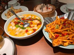 -荷花亭·湖北融合菜(十堰武商MALL店)