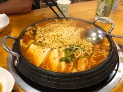 部队火锅-咕咕站韩国料理(紫金港店)