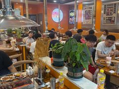 -哈尔滨小酒馆·鲜肉现穿自助烧烤(康新花园店)