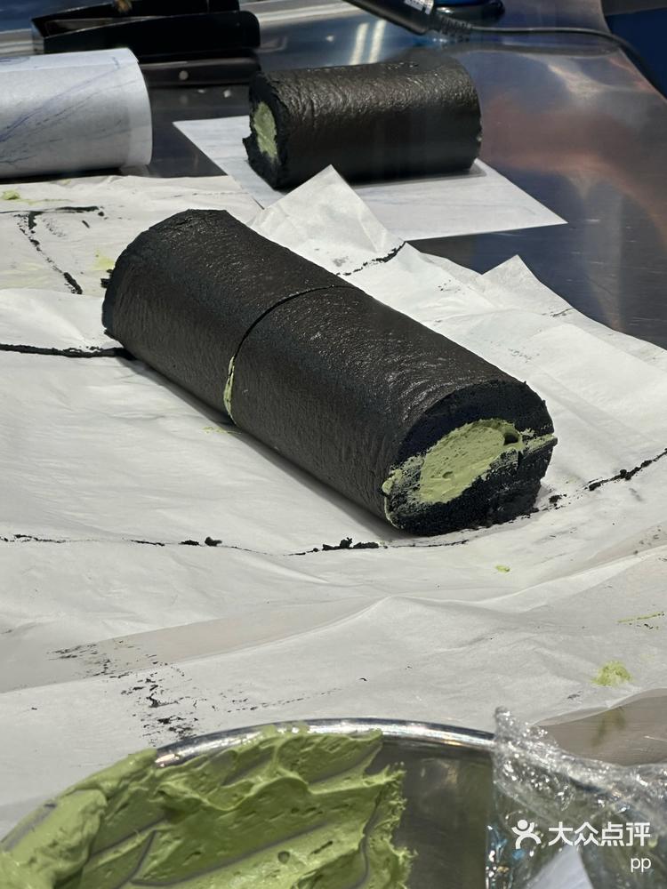 黑金抹茶瑞士卷