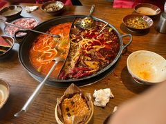 -萍姐火锅·公路夜市(武汉首店)