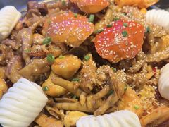 -徐记小怪兽肉蟹煲(中央大街店)