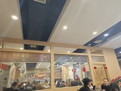 -江城燕子大排档(江汉路步行街店)