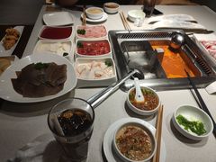 -海底捞火锅鲜切牛肉主题店(长寿路店)