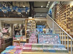 -猫的天空之城概念书店(苏州平江店)