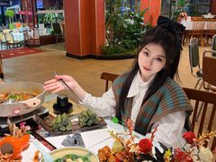 -刘姐啤酒鱼民族演艺餐厅(西街总店)