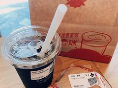 鲜萃咖啡-Tims天好咖啡·贝果(雁展路万象天地店)