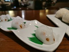 椰香兔子糕-悦雅居·老广州老味道(长湖店)