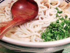 -鑫花溪牛肉米粉(东环大润发店)