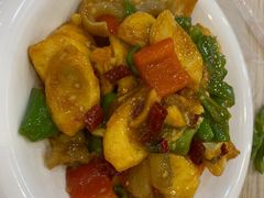 -江城燕子大排档(江汉路步行街店)