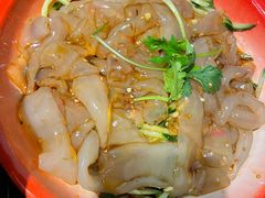 东北香汁拉皮-递酒烤场(湛江路店)