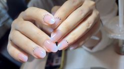 -阿噶西美甲美睫