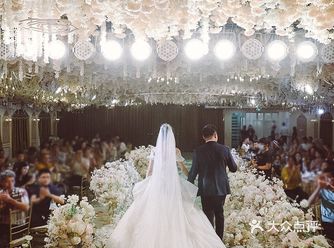 户外简约室内少女浪漫风格的婚礼场地