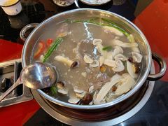 -老石黑山羊毛驴肉火锅(金凯广场店)