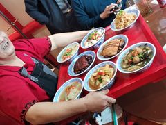 -蓝田九大碗民俗食府(蓝田店)
