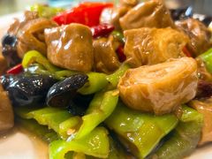 -洁神饭庄·海鲜·青岛菜·30年老字号(五四广场店)